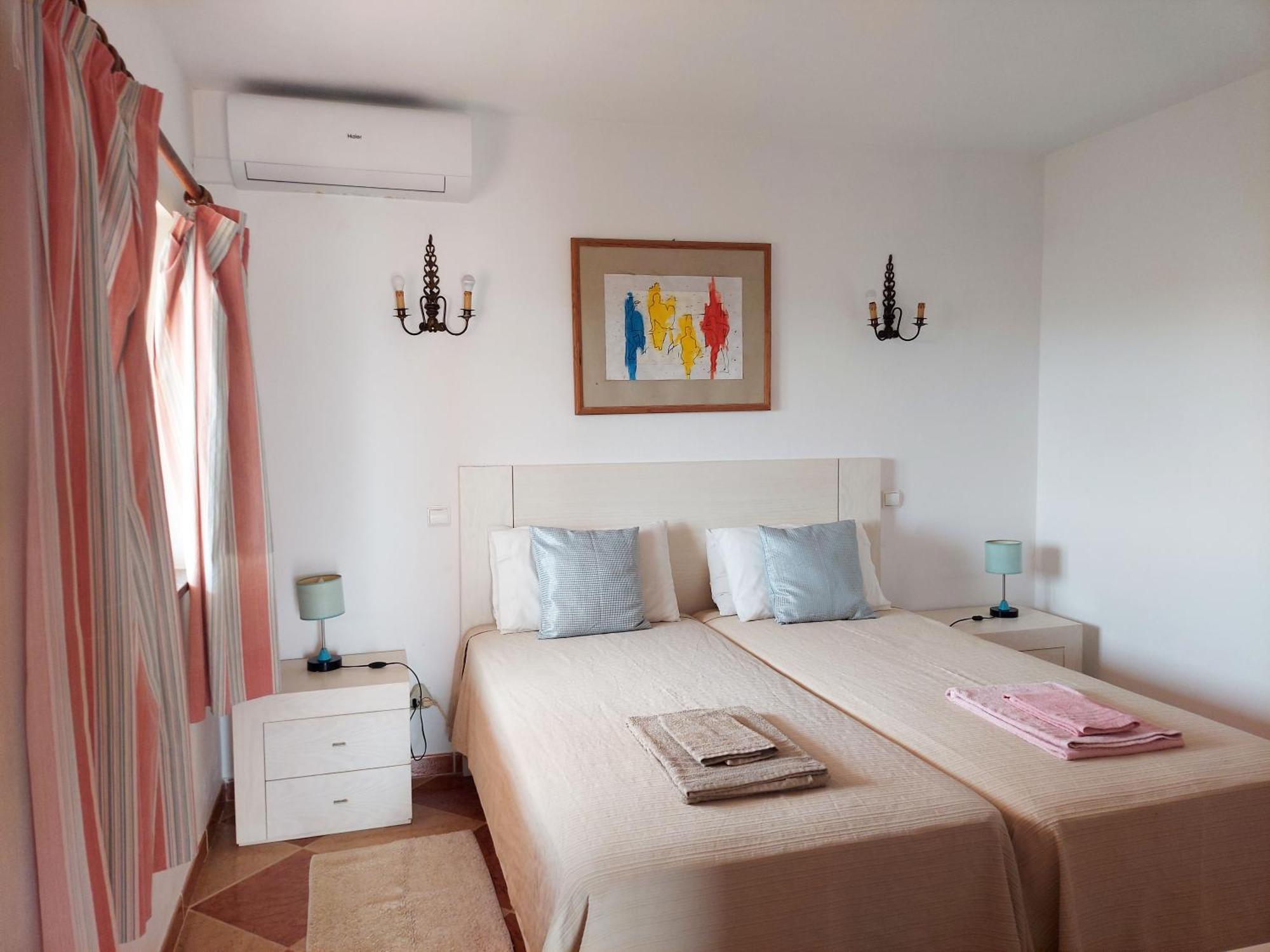 Hotel Vivenda Os Silvas Odiáxere Pokoj fotografie